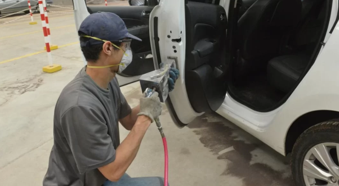 Proponen eximir del grabado de autopartes a los vehículos que tengan más de 30 años