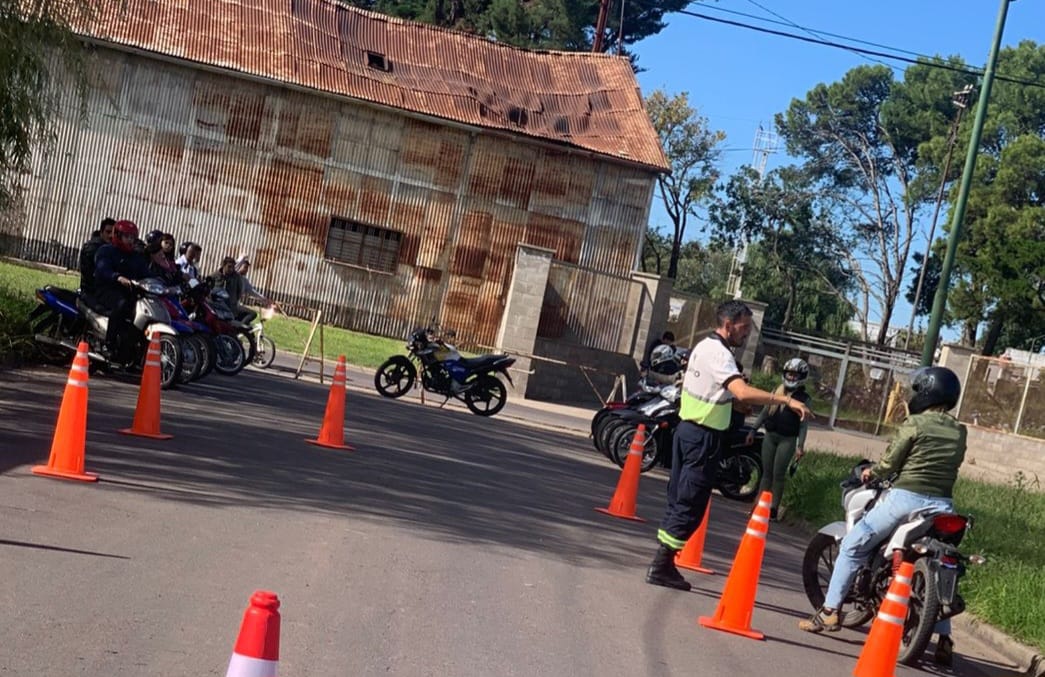 Junín: Inician un nuevo ciclo de clínicas viales y entrega de cascos