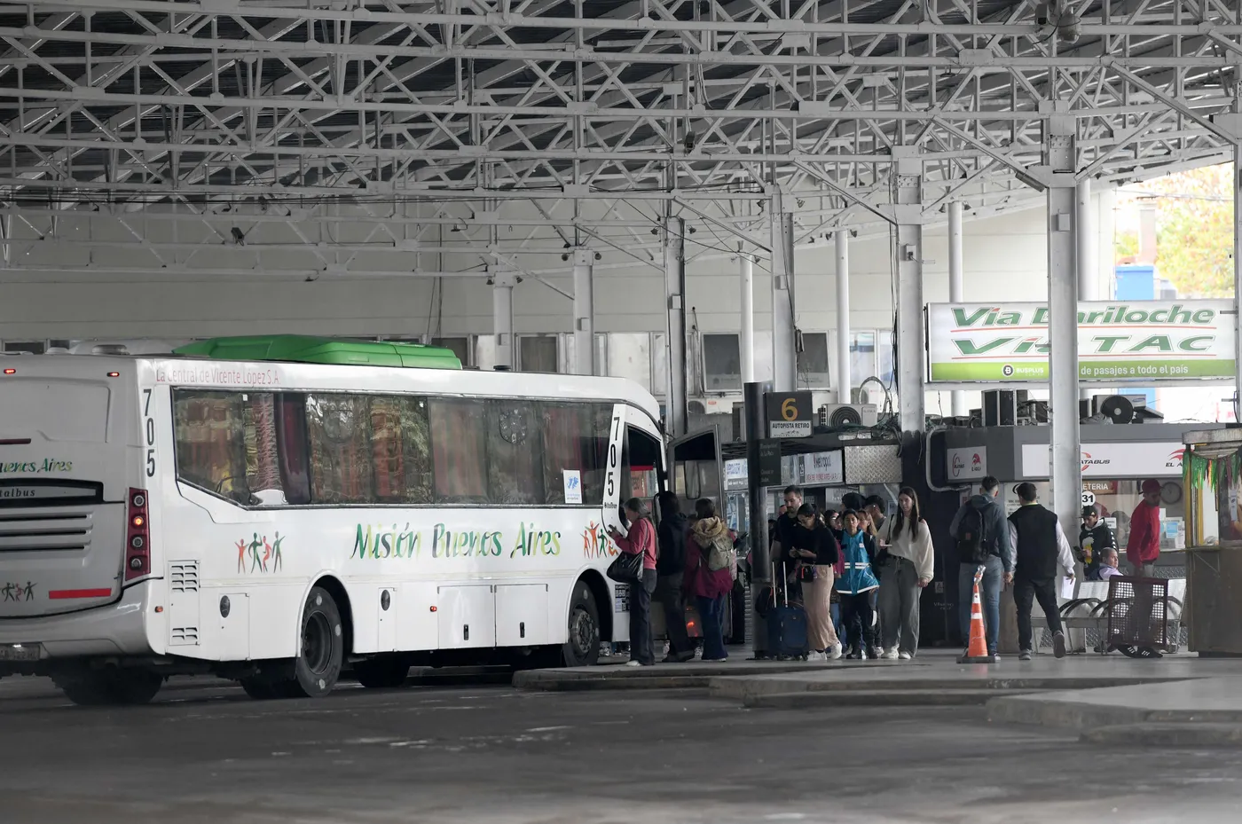 Golpe al bolsillo: viajar a Capital ya cuesta casi $5.000