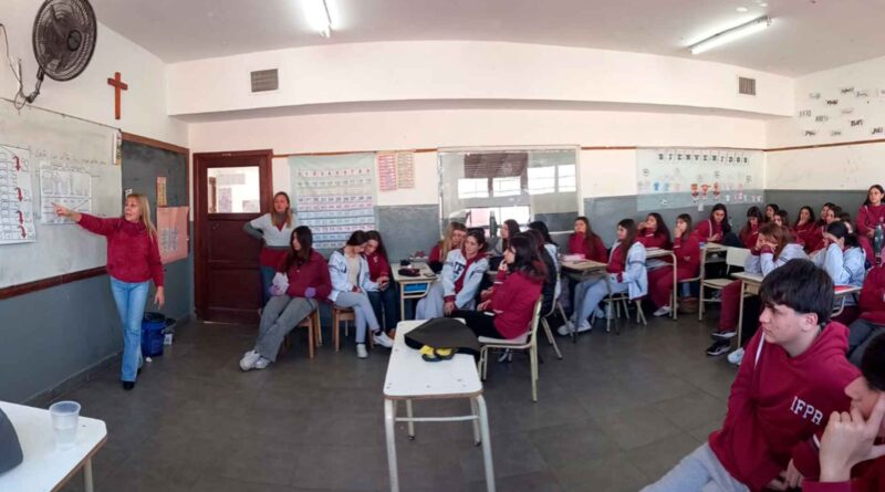 Los Centros de Educación Vial de Saladillo y Dolores realizaron clases de seguirad vial en escuelas