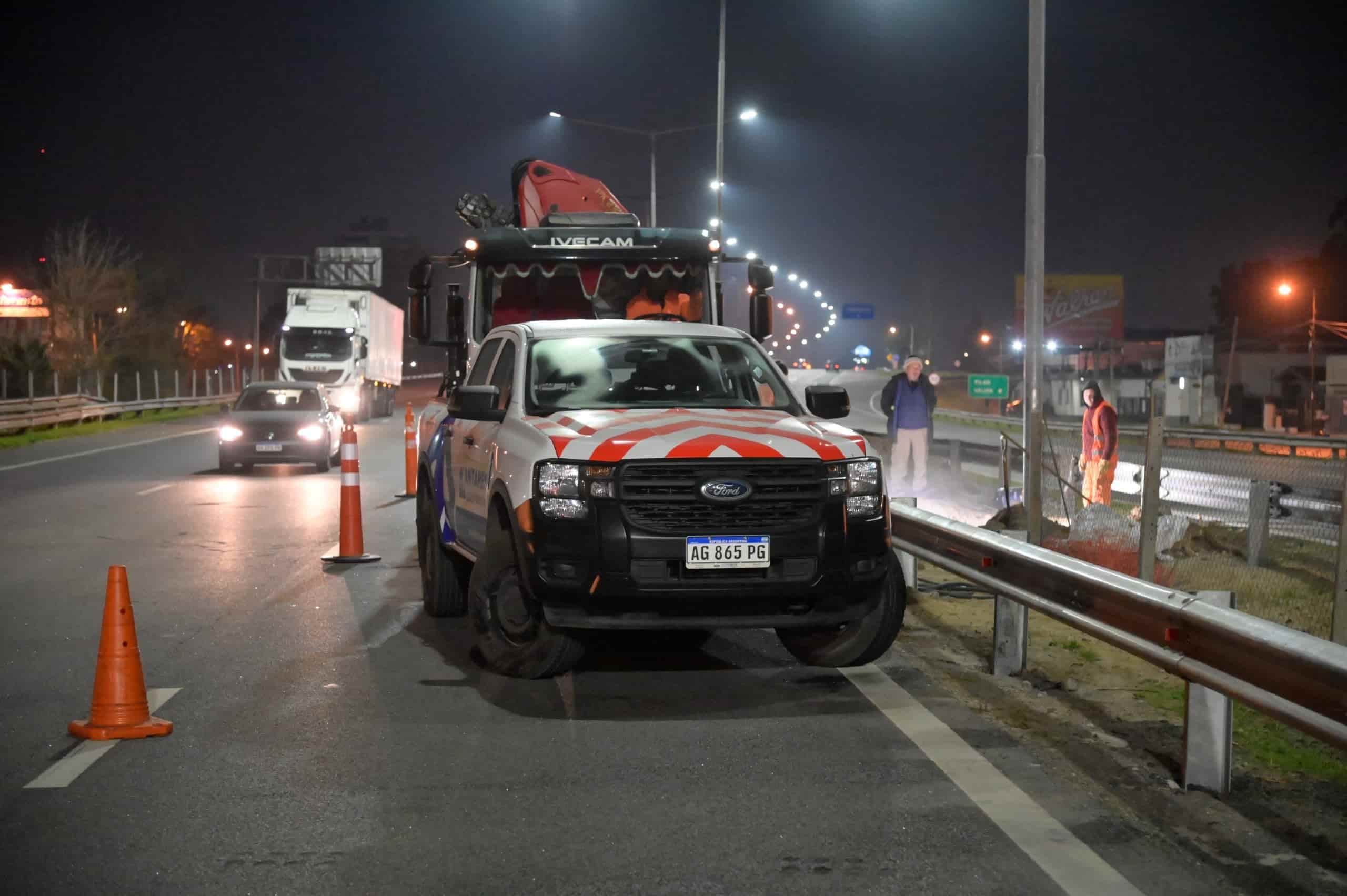 Avanza la reconstrucción del puente peatonal de Tapia de Cruz sobre Panamericana