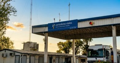 Peaje de la Ruta 7 bajo la administración de Corredores Viales, Ministerio de Obras Públicas de la Nación.