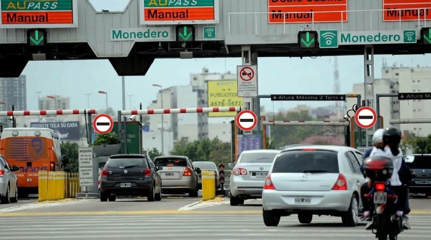 Peajes: ya rigen multas de hasta $684.300 por evadir el pago